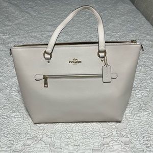 White coach bag never used tags still on